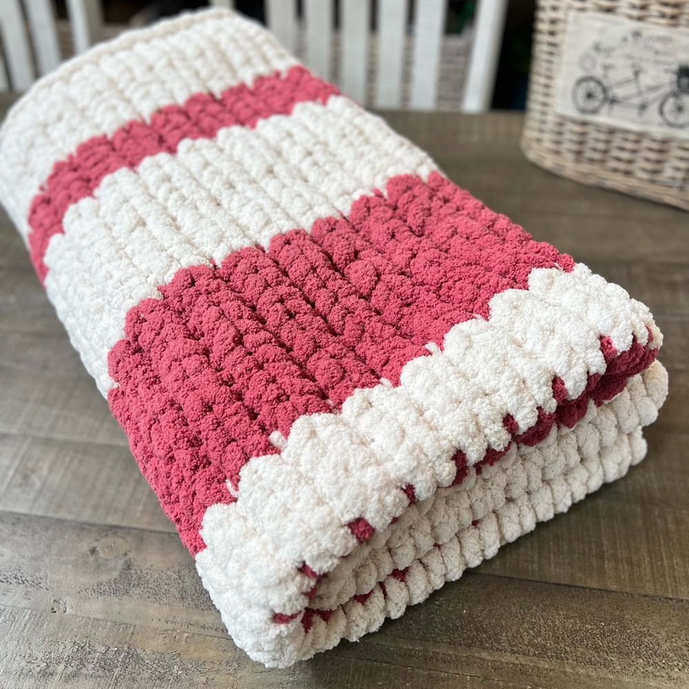 Handmade thick Knit Blanket / throw